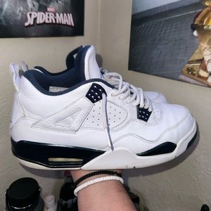 Jordan 4